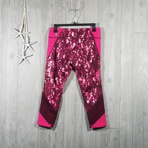 ZELLA Cropped Capri Yoga Pants Leggings Pink Size Medium - Picture 5 of 8